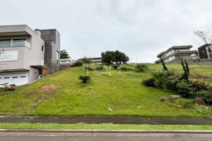 Terreno com 611m², no bairro Alphaville em Porto Alegre