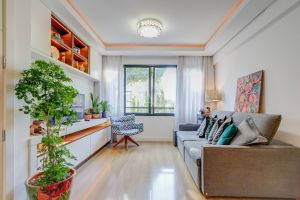 Apartamento com 56m², 2 dormitórios, 1 suíte, 2 vagas, no bairro Tristeza em Porto Alegre